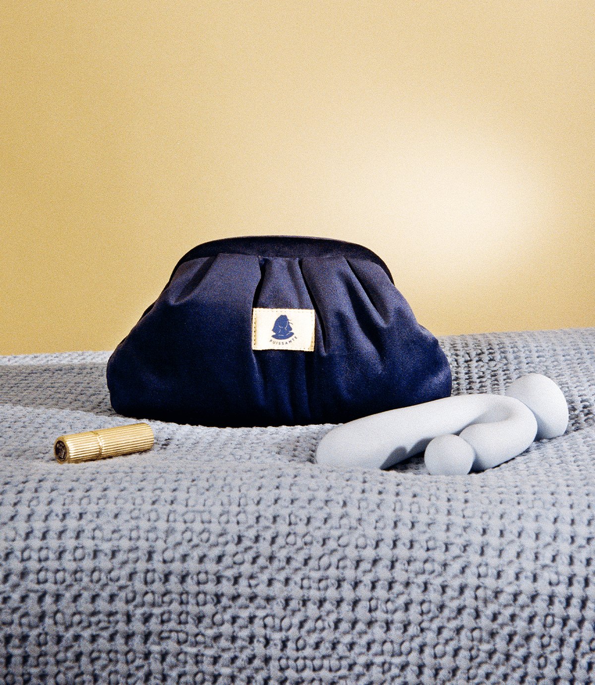 Puissante - Vanity - Yonifyer