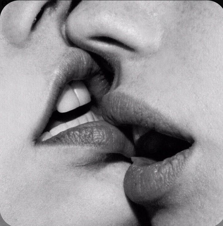 De Orgasme Kloof: Waarom plezier geen oneerlijk spel zou moeten zijn - Yonifyer