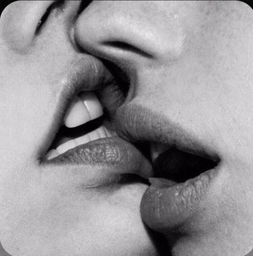 De Orgasme Kloof: Waarom plezier geen oneerlijk spel zou moeten zijn - Yonifyer